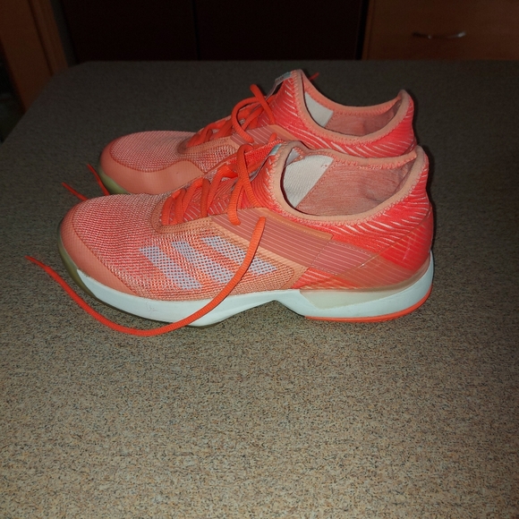 Ladies Adidas Tennis Court Shoes - Picture 4 of 5